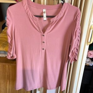 Top beautiful design and color, pale rose